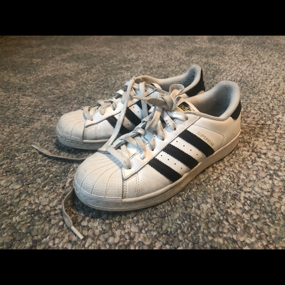 Adidas Superstar Sneakers